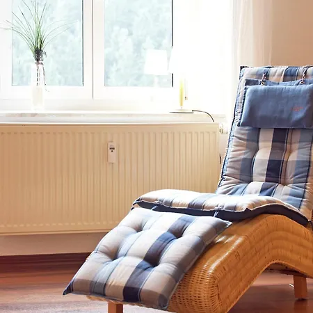 Villa Elegant In Borstendorf